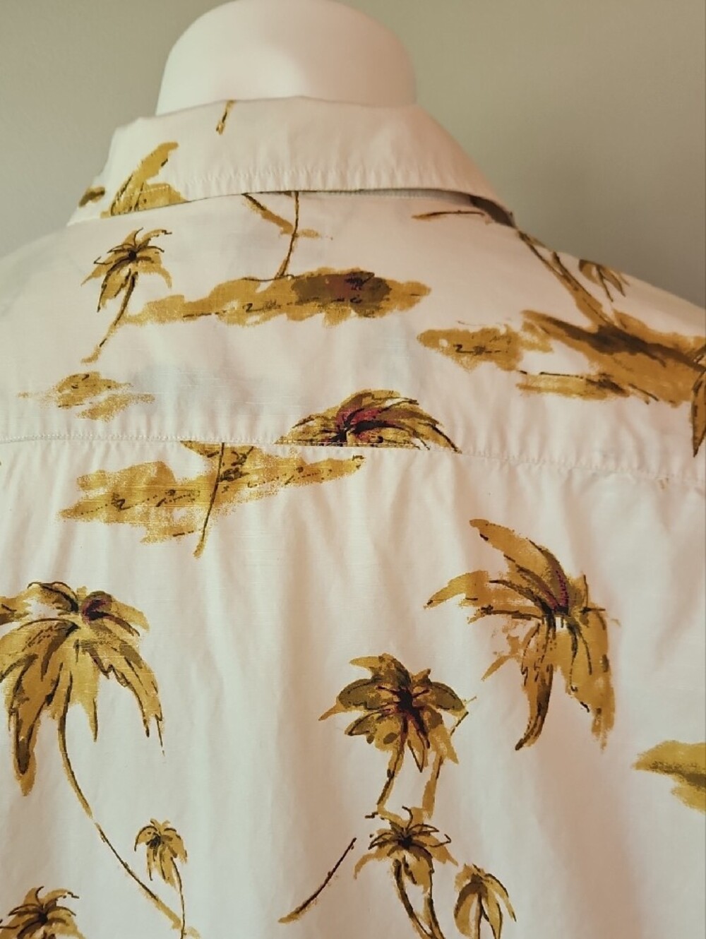 Men's Short-Sleeve Palm Print Button-Down Shirt - Cream & Yellow - Picture 6 of 7